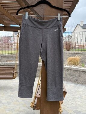 bcg Gray Heather Capri Leggings